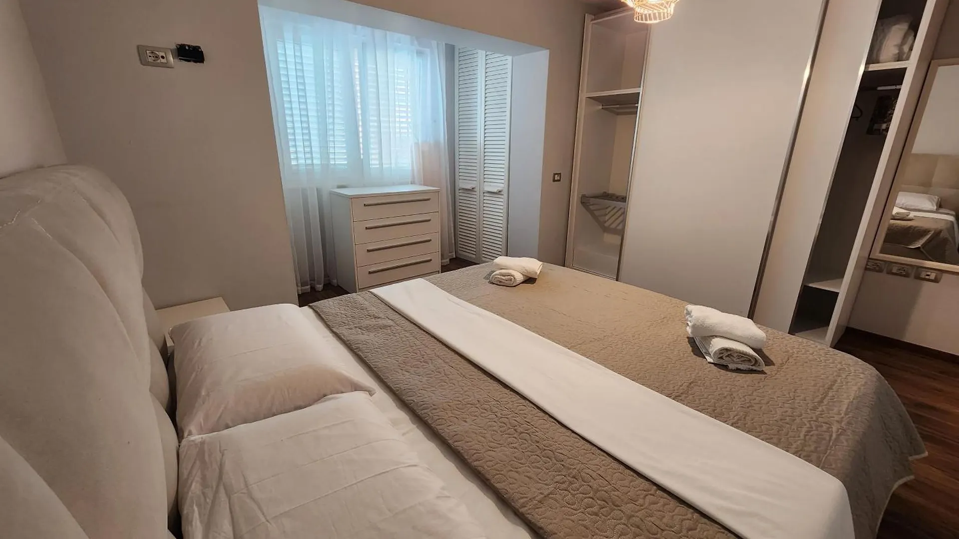 Apartment Sweet Luxury Tirana