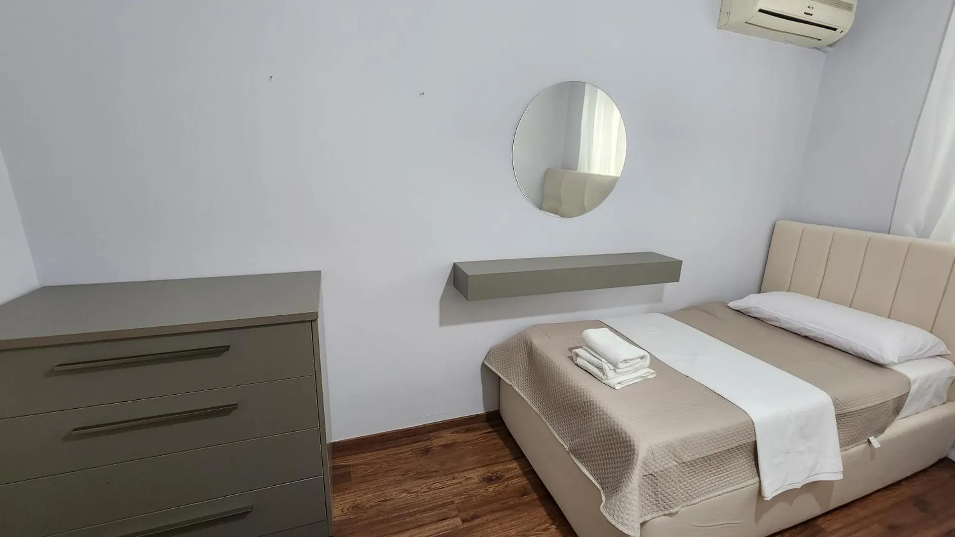 Apartment Sweet Luxury Tirana 0*,  Albanië